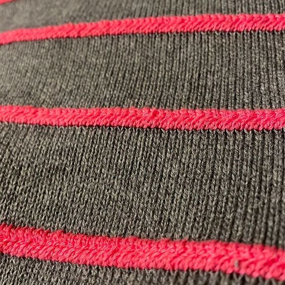 Liz Claiborne open front cardigan raised bright pink stripes on medium grey - Picture 3 of 6